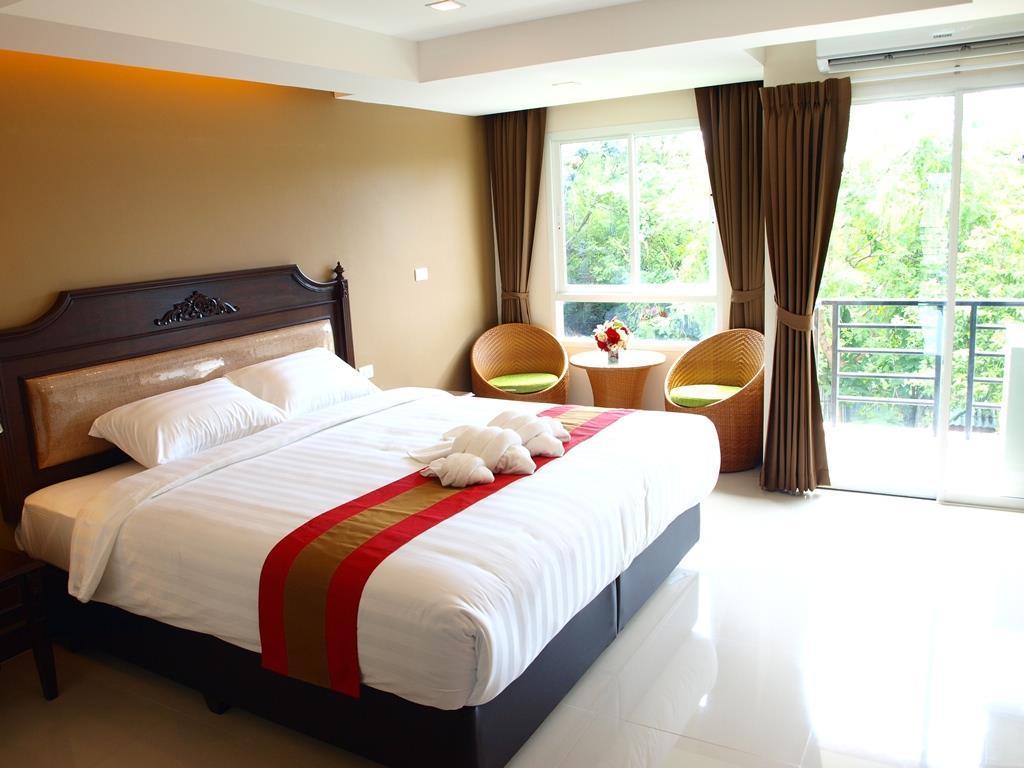 V Residence Pattaya Exterior photo