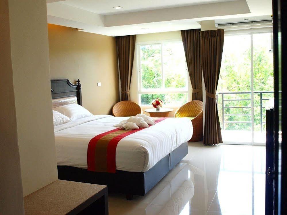 V Residence Pattaya Exterior photo