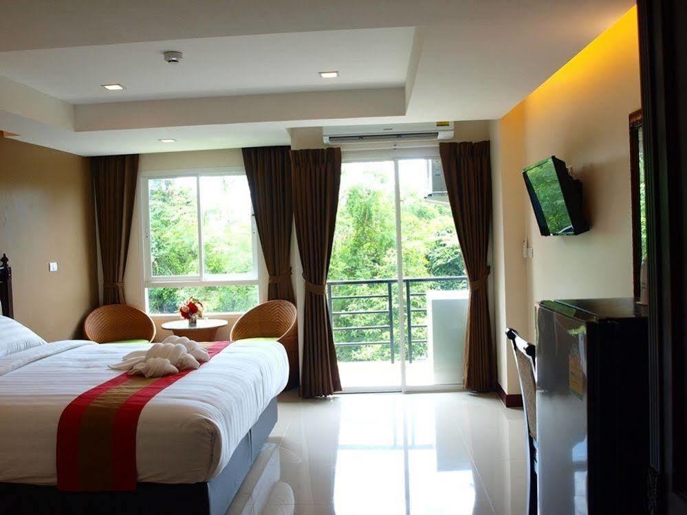 V Residence Pattaya Exterior photo