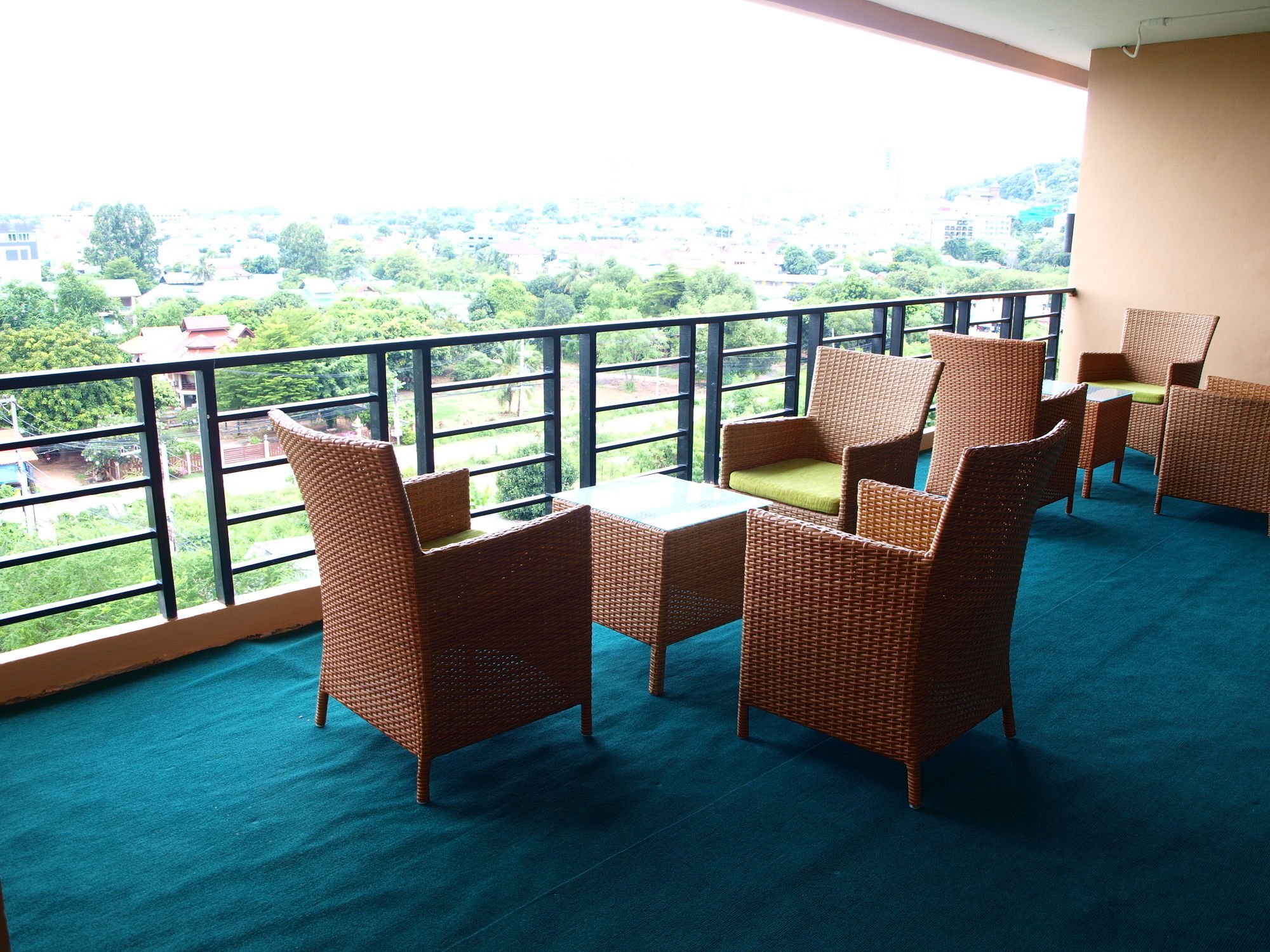 V Residence Pattaya Exterior photo